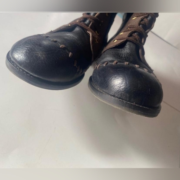 Stitchlace Knee High Boots - Picture 8 of 11